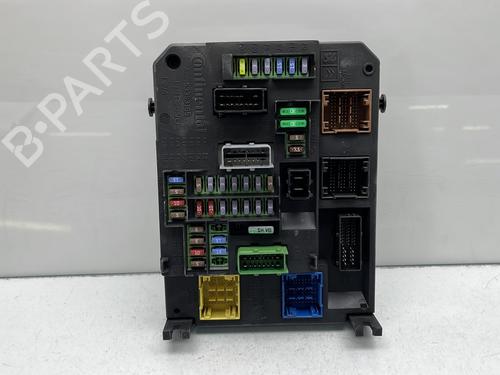 Used Fuse box PEUGEOT 308 II (LB_, LP_, LW_, LH_, L3_) 1.2 THP 110 (110 hp) 24427867