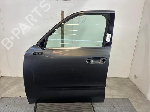 Used Left front door Left front door 39043172 39043172