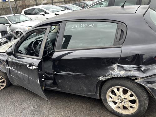 Right front window switch ALFA ROMEO 147 (937_) 1.9 JTDM 8V (937.AXD1A, 937.AXU1A, 937.BXU1A) | BP32441433I26 