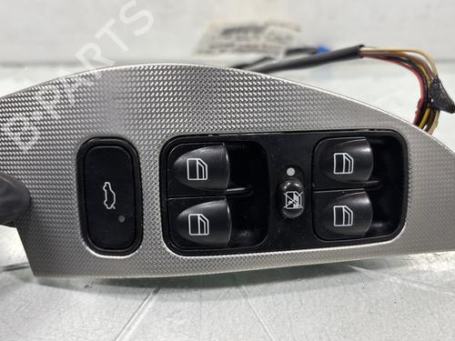 Fensterheberschalter links vorne MERCEDES-BENZ CLK (C209) CLK 220 CDI (209.308) | BP30791705I27
