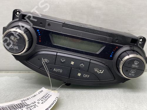 Used Climate control Climate control TOYOTA YARIS (_P13_) 1.5 Hybrid (NHP130_, NHP130) (101 hp) 21490537 21490537