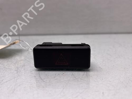 Warnblinkschalter für BMW 5 (E39) 520 d (136 hp) 29759331