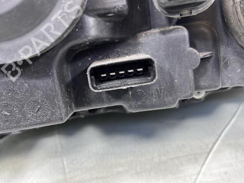 Used Right headlight Right headlight RENAULT LAGUNA II Grandtour (KG0/1_) 1.9 dCi (125 hp) 33829997 33829997