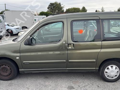 Fanale posteriore sinistro CITROËN BERLINGO / BERLINGO FIRST Box Body/MPV (M_) 1.9 D 70 (MBWJZ, MCWJZ) | BP30926457C34