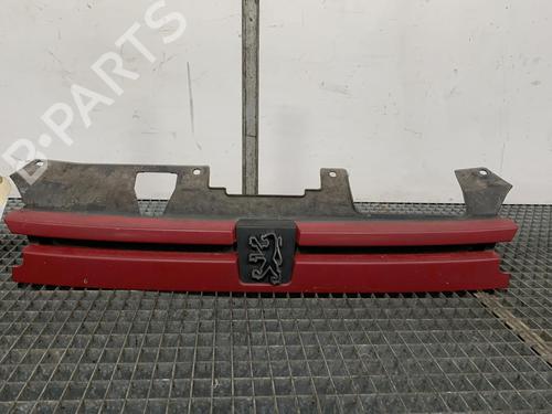 Used Grille PEUGEOT 306 Hatchback (7A, 7C, N3, N5) 1.9 D (68 hp) 21957128