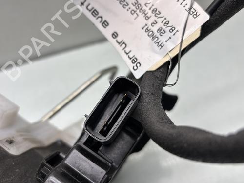Front right lock HYUNDAI i20 II (GB, IB) 1.2 | BP29597463C97 