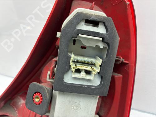 Used Left taillight Left taillight 36364136 36364136