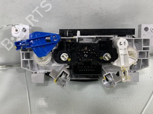 Used Climate control Climate control DACIA DUSTER (HS_) 1.5 dCi (109 hp) 30887740 30887740