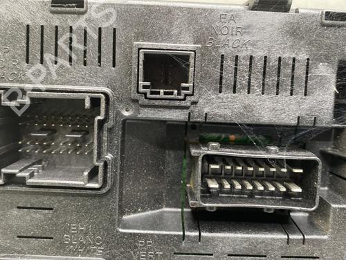 Fuse box CITROËN C4 I (LC_) 1.4 16V | BP28519373E1 - Image 3