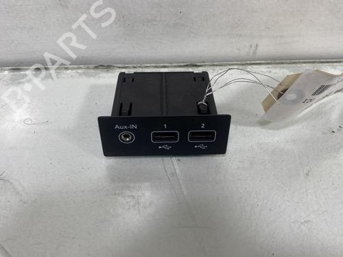 Used Electronic module RENAULT CLIO V (B7_) 1.5 Blue dCi 100 (B7AD) (101 hp) 31213134