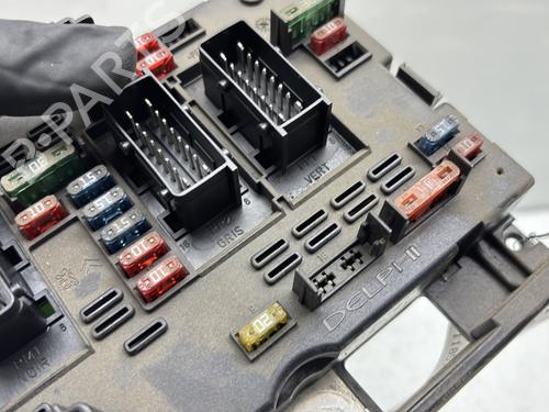 Fuse box PEUGEOT 206 Hatchback (2A/C) 1.4 HDi eco 70 | BP31646875E1