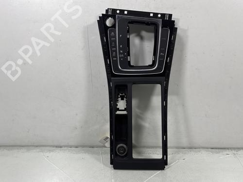 Mittelkonsole VW GOLF VII (5G1, BQ1, BE1, BE2) 2.0 GTD (184 hp) 31831436