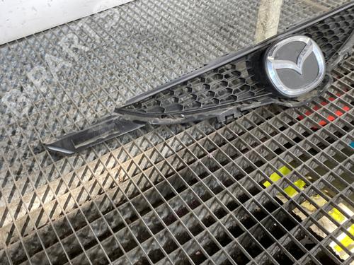 Used Grille MAZDA 2 (DE_, DH_) 1.3 (DE3FS) (75 hp) 25184004