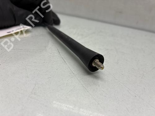 Antena/Base Antena/Base PEUGEOT 208 I (CA_, CC_) 1.2 VTI 82 (82 hp) 37005932 37005932