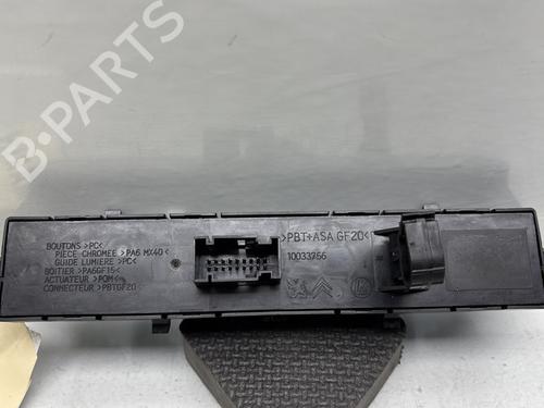 Used Warning switch Warning switch PEUGEOT 3008 I MPV (0U_) 1.6 HDi (109 hp) 31641495 31641495