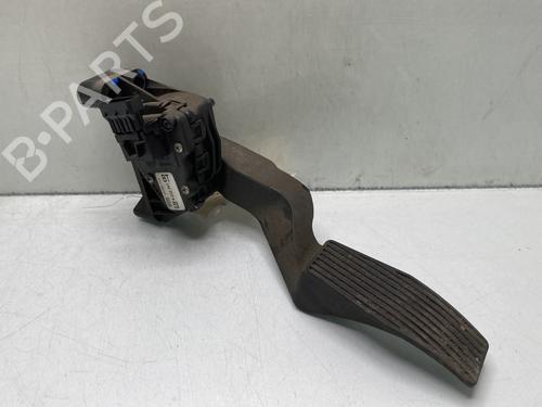 Used Pedal OPEL ZAFIRA A MPV (T98) 2.0 DTI 16V (F75) (101 hp) 28281091
