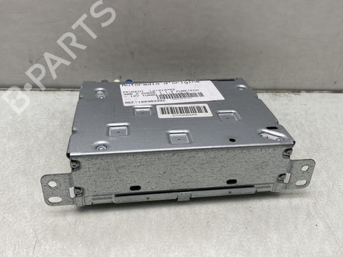 Used Radio PEUGEOT 308 II (LB_, LP_, LW_, LH_, L3_) 1.2 THP 130 (131 hp) 23765190