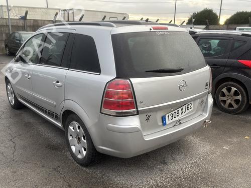 Used Parts OPEL ZAFIRA / ZAFIRA FAMILY B (A05) 1.9 CDTI (M75) (150 hp) 4447579