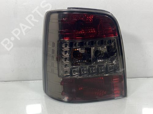 Used Left taillight VW TOURAN (1T1, 1T2) [2003-2010]  19975615