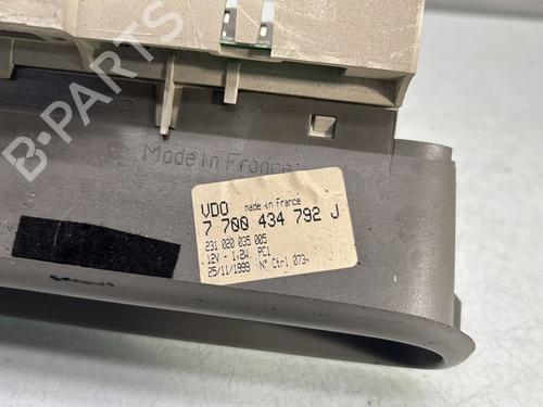 Used Display monitor Display monitor 33314079 33314079