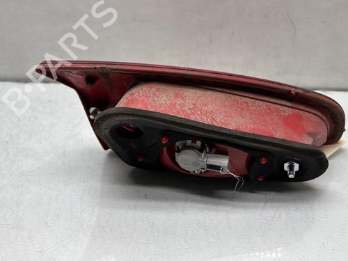 Used Right tailgate light Right tailgate light ALFA ROMEO 147 (937_) 1.9 JTDM 8V (937.AXD1A, 937.AXU1A, 937.BXU1A) (120 hp) 31880914 31880914