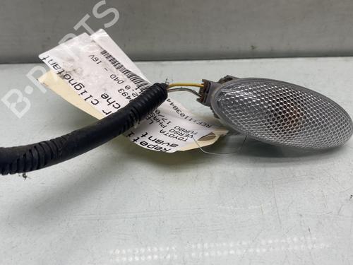 Used Left front indicator TOYOTA VERSO (_R2_) 2.0 D-4D (AUR20_, AUR20R) (126 hp) 28288342