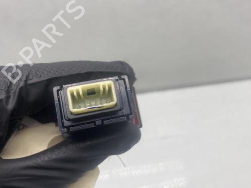 Used Warning switch Warning switch KIA PICANTO III (JA) 1.0 (67 hp) 19989761 19989761