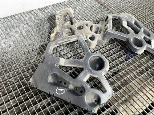 rear-bumper-bracket-renault-megane-iii-coupe-dz01_-2008-2009-2010-2011-2012-2013-2014-2015-2016-27809016 main image