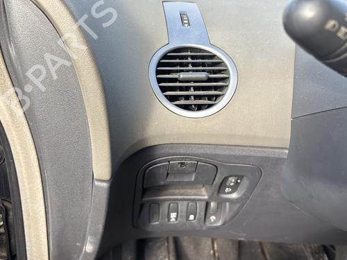Advarselskontakt RENAULT ESPACE IV (JK0/1_) 2.2 dCi (JK0H) | BP32314668I22 - Image 28