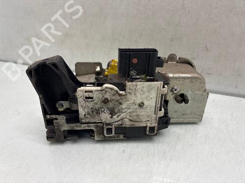 Used Front left lock Front left lock 37482860 37482860