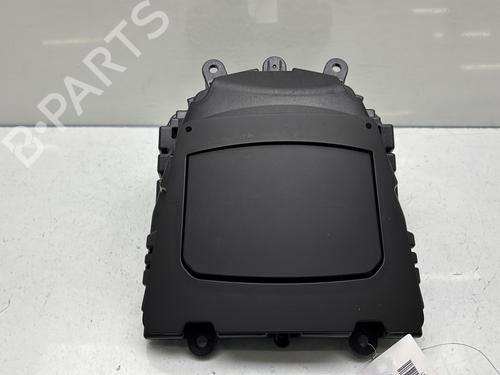 Display RENAULT MEGANE IV Hatchback (B9A/M/N_) 1.2 TCe 130 (B9MR) (130 hp) 32144372