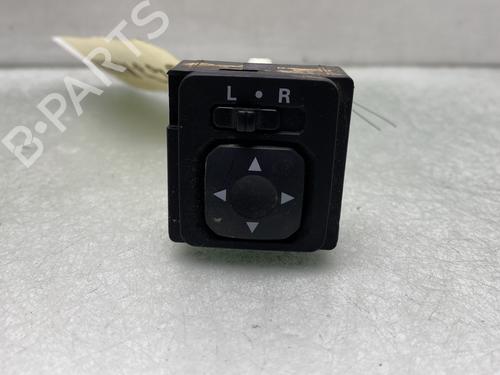 Comando retrovisori MITSUBISHI MIRAGE / SPACE STAR VI Hatchback (A0_A) 1.2 (A03A) (80 hp) 30097763