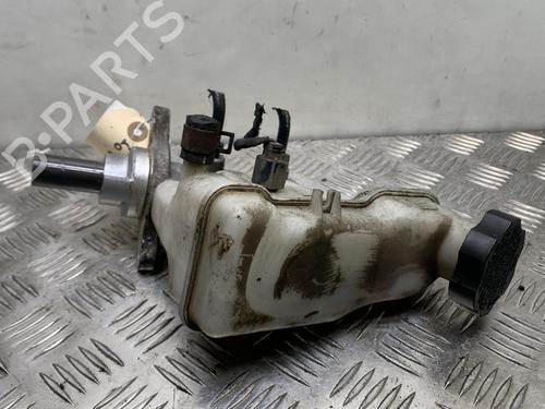 Used Brake master cylinder HYUNDAI ix20 (JC) 1.4 CRDi (90 hp) 23767571