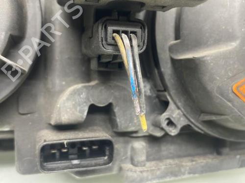 Used Right headlight Right headlight RENAULT LAGUNA II (BG0/1_) 1.9 dCi (BG08, BG0G) (120 hp) 19974928 19974928