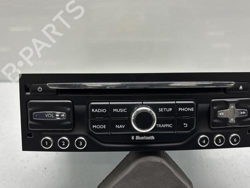 Used Radio PEUGEOT 5008 (0U_, 0E_) 1.6 HDi (114 hp) 30129354