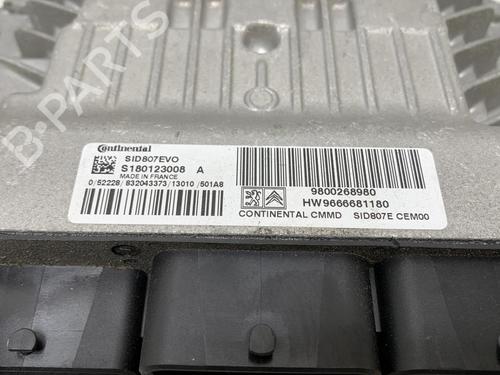 Used Engine control unit (ECU) Engine control unit (ECU) PEUGEOT 5008 (0U_, 0E_) 1.6 HDi (114 hp) 21192762 21192762