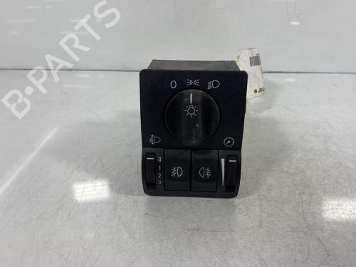 Used Headlight switch SUZUKI IGNIS II (MH) 1.3 DDiS (RM413D) (70 hp) 20004800