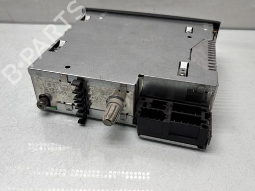 Used Radio Radio RENAULT CLIO II (BB_, CB_) 1.5 dCi (B/CB07) (65 hp) 32287810 32287810