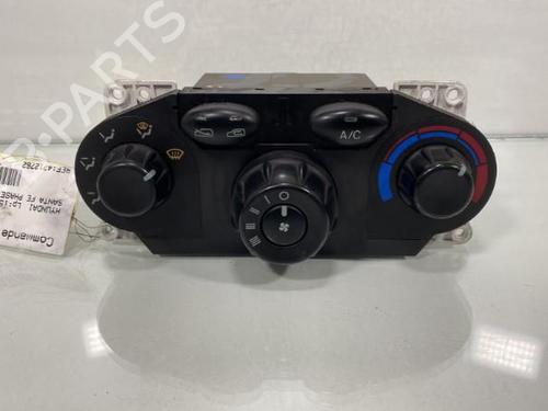 Used Climate control HYUNDAI SANTA FÉ I (SM) 2.0 CRDi (113 hp) 20020353