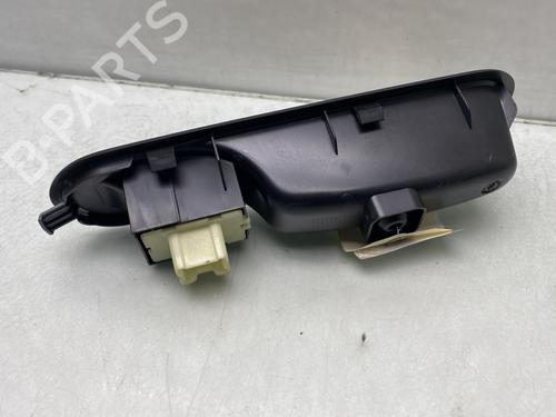 right-front-window-switch-renault-twingo-iii-bcm_-bca_-2014-24377167 main image