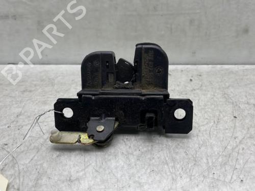 tailgate-lock-vw-passat-b55-variant-3b6-19-tdi-3b9827505eb41-2000-2001-2002-2003-2004-2005-19952113 main image