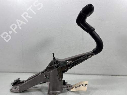 Used Hand brake CITROËN C4 CACTUS 1.2 VTi 82 (82 hp) 29939743