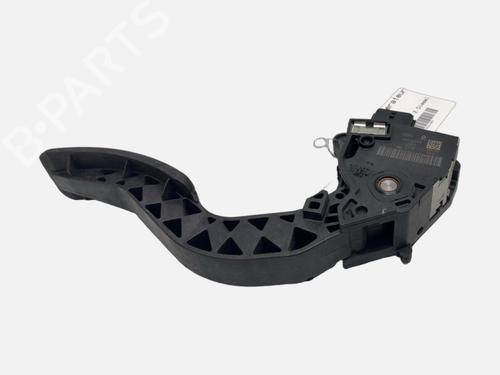pedal-renault-trafic-iii-bus-jg_-2014-40503834 main image