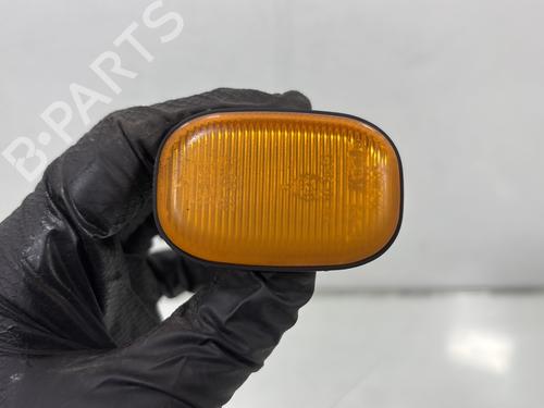 Blinklys fortil højre TOYOTA RAV 4 II (_A2_) 2.0 D 4WD (CLA20_, CLA21_, CLA20R, CLA21R) (116 hp) 31269546