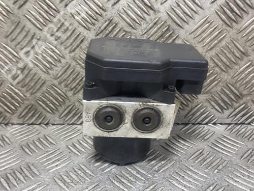 Used ABS pump HYUNDAI TUCSON (JM) 2.0 (141 hp) 31189622