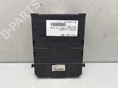 Used Fuse box Fuse box 38092659 38092659