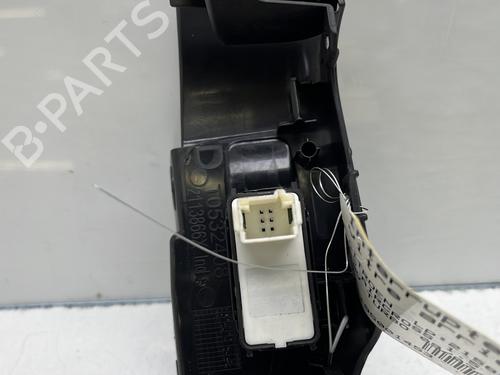 Used Right rear window switch Right rear window switch CITROËN C5 AIRCROSS (A_) 1.5 BlueHDi 130 (ACYHZJ, ACYHZR) (131 hp) 20703249 20703249