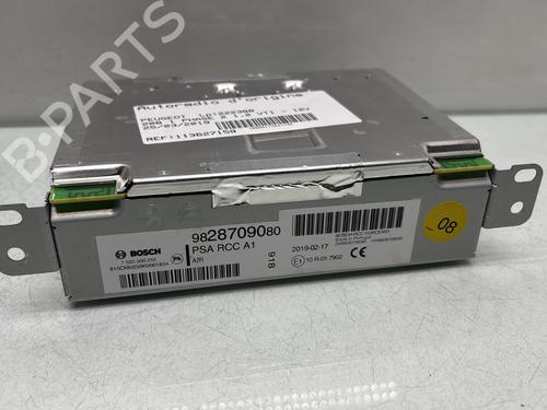 Used Radio PEUGEOT 208 I (CA_, CC_) 1.2 VTI 82 (82 hp) 32125811