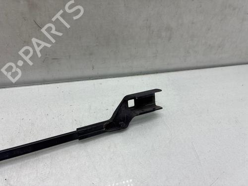 front-windshield-wiper-arm-opel-adam-m13-2012-2013-2014-2015-2016-2017-2018-2019-37608383 main image