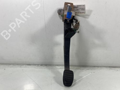 Pédale d'embrayage RENAULT KANGOO / GRAND KANGOO II (KW0/1_) 1.5 dCi 90 (KW05, KW08, KW0G, KW11) (90 hp) 30910397